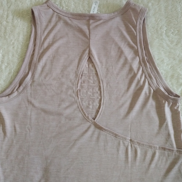 Guru Active🏃♀️ "INSPIRED" Graphic Tank - NWT - Picture 6 of 15
